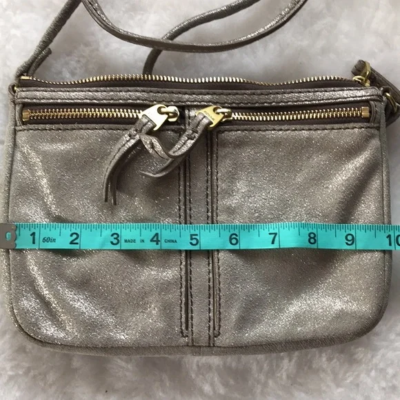 Fossil shimmer metallic Leather small Crossbody - Picture 9 of 13